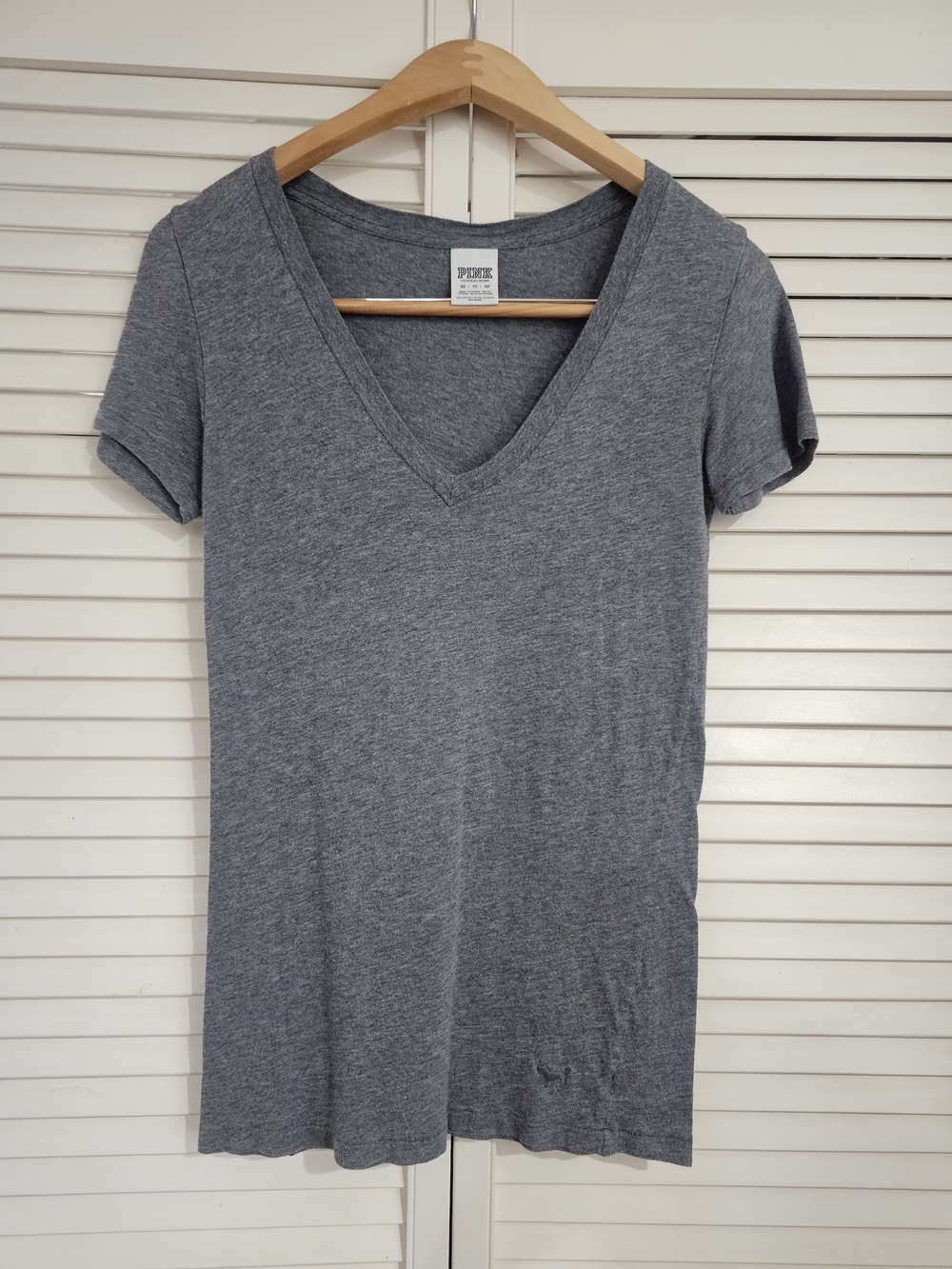 Victoria's Secret Gray V-Neck Short Sleeve Tee
